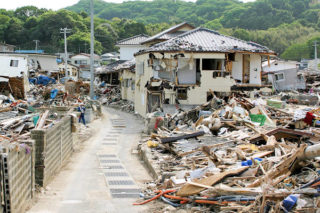 aardbeving-ramp-natuurramp-puin