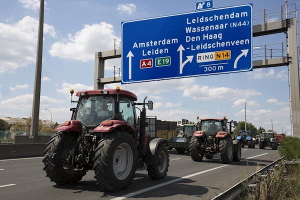 Boeren met tractoren naar Stroe om te laten zien dat ze het milieu wel degelijk serieus nemen