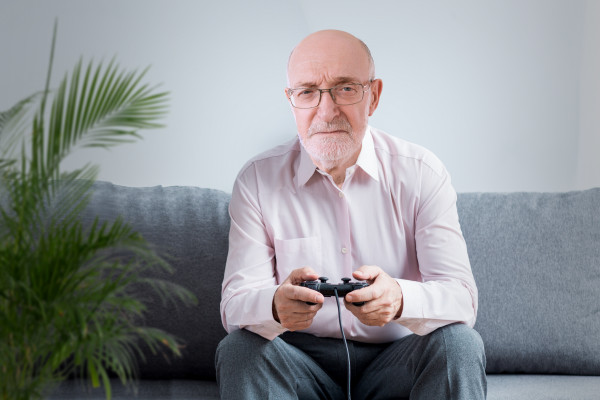 Ouderen bezorgd om prijsstijging PlayStation 5