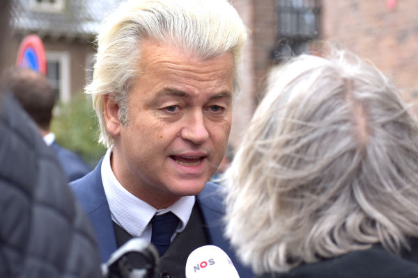 Wilders noemt vertrek Rutte ‘ontzettend laf’: “Roep al jaren dat hij moet blijven zitten”