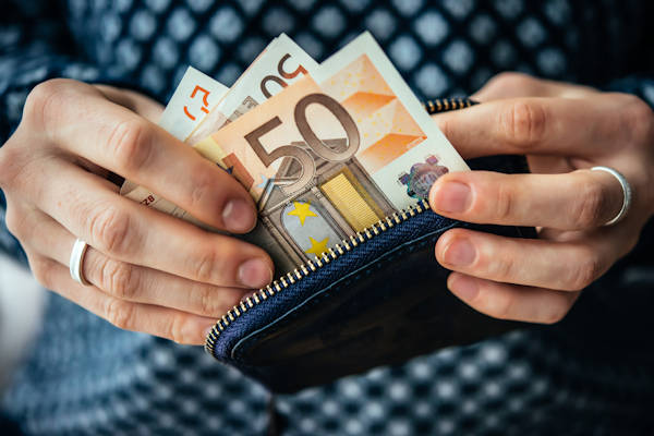 Inflatie in België schrikbarend hoog… kan zoiets ook in Nederland gebeuren?