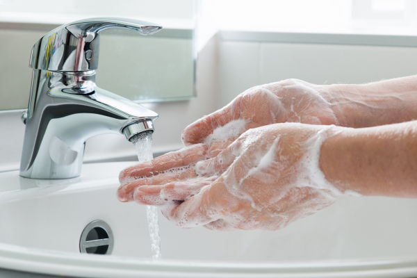 Steeds meer Nederlanders wassen weer hun handen