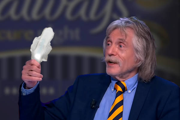 Volgende Stap In Gendergelijkheid Johan Derksen Nieuwe Gezicht Van Always