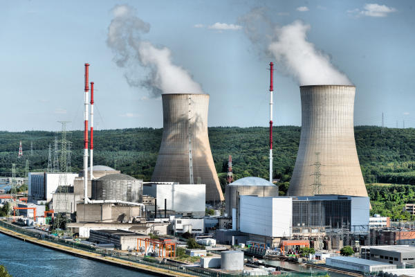 België belooft dat kerncentrale Tihange na ramp direct dichtgaat