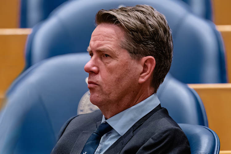 PVV’er Martin Bosma wil Kamervoorzitter worden: “Bitterballetje tijdens debat moet gewoon kunnen”