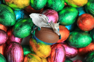 Jood loyaliteit Dank je FRAUDE: Miljoenen chocolade-eitjes verkocht als paaseieren