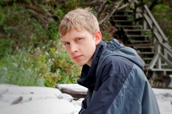 Vincent (16): “Mijn ouders accepteren niet dat ik op meisjes val”
