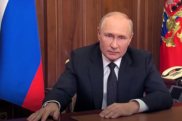 Poetin viert laatste verjaardag gewoon in het Kremlin